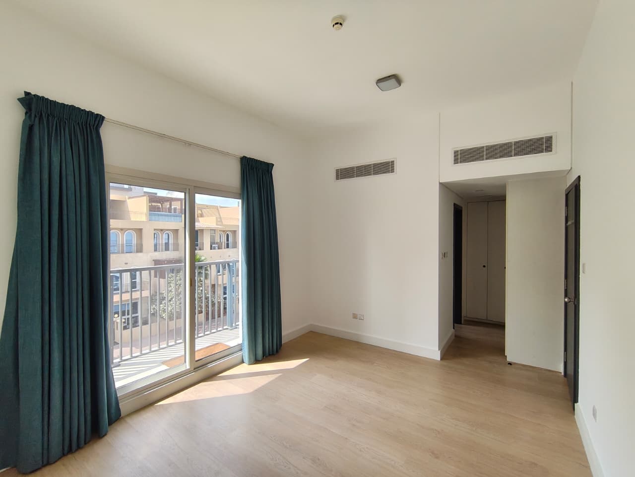 4 Bedrooms Townhouse in Penta Villas