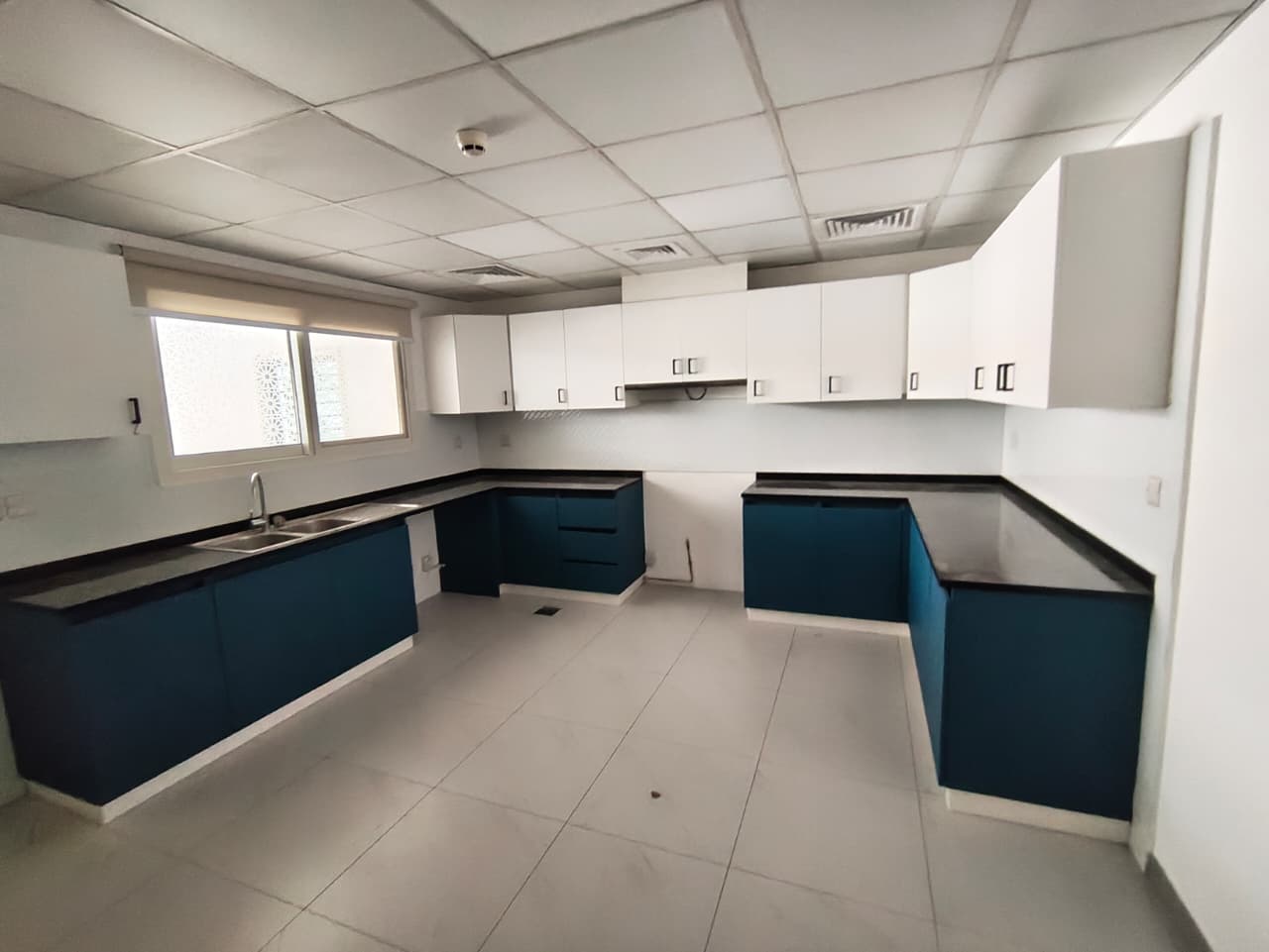 4 Bedrooms Townhouse in Penta Villas