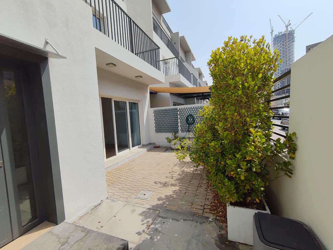 4 Bedrooms Townhouse in Penta Villas