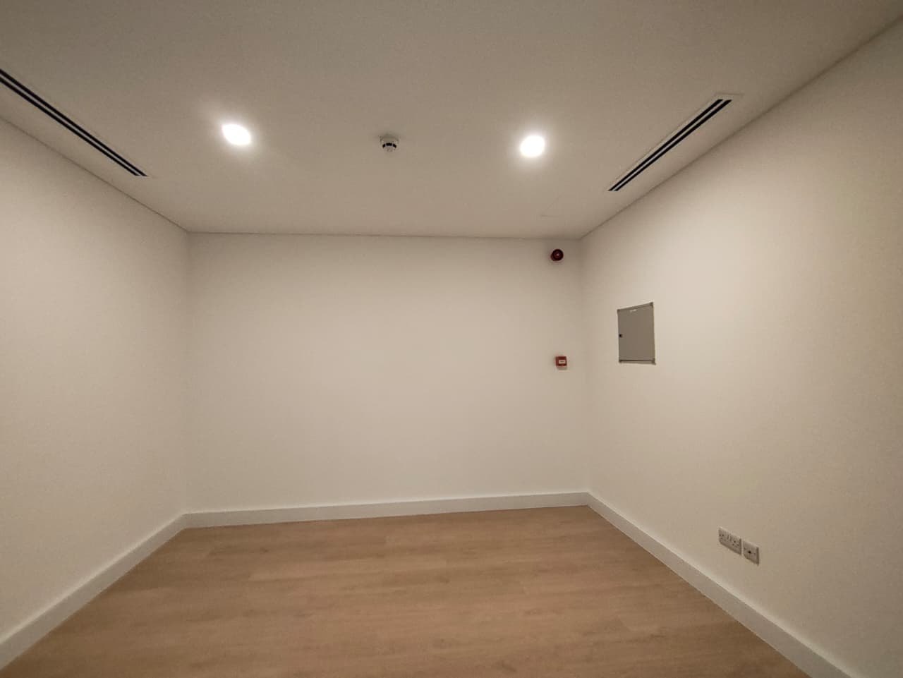 4 Bedrooms Townhouse in Penta Villas