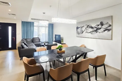 4 Bedrooms Townhouse in Somerset Mews