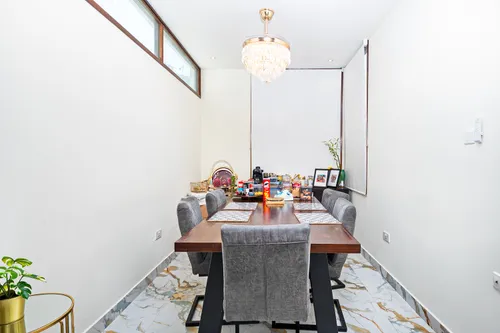 3 Bedrooms Villa in Mirabella 5