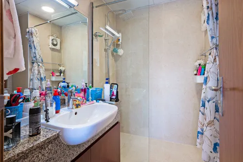 3 Bedrooms Villa in Mirabella 5