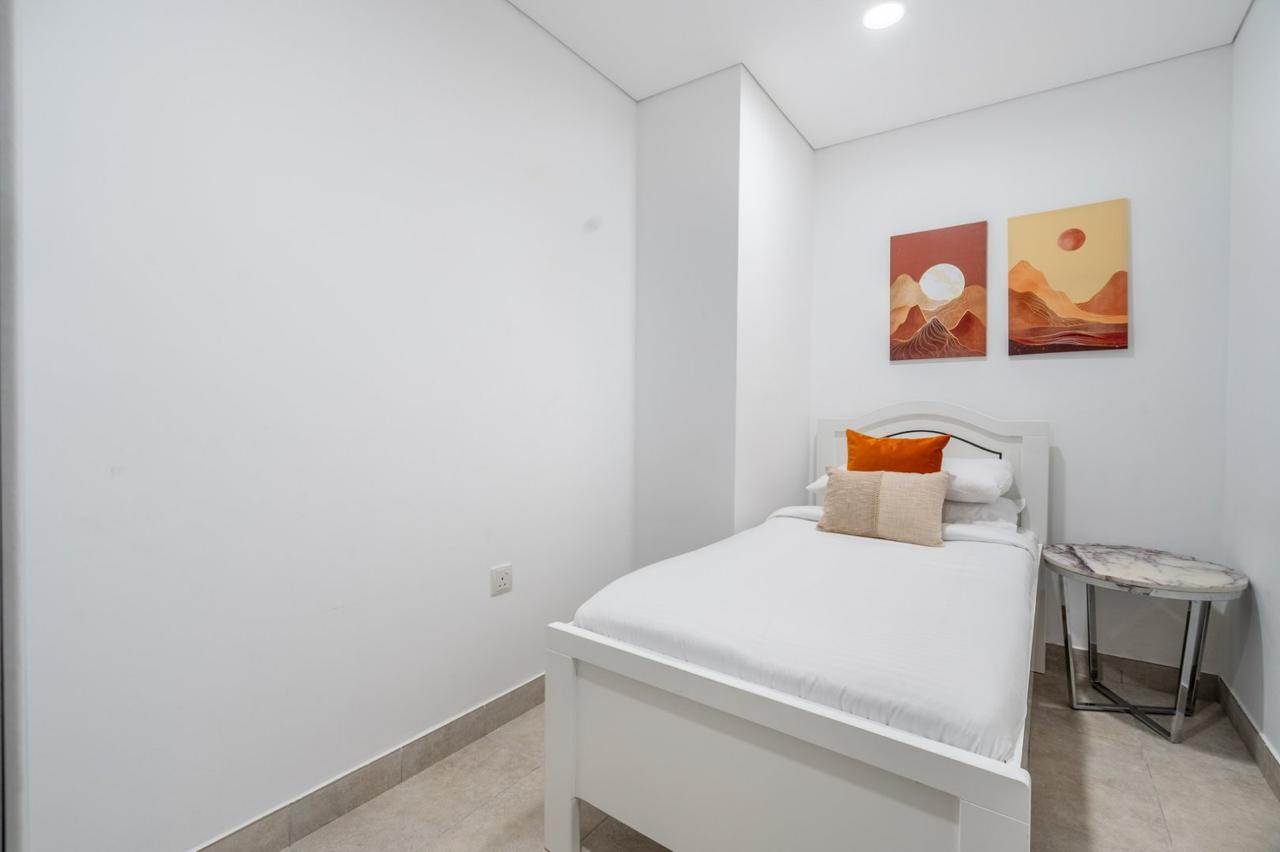 1 Bedroom Apartment in Hyati Residences