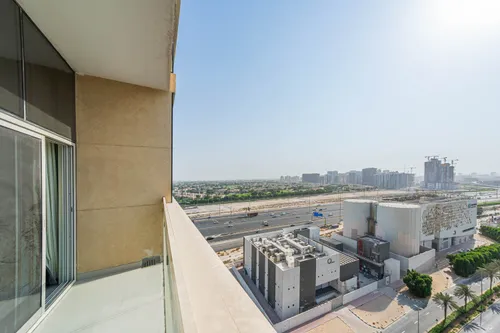 2 Bedrooms Apartment in Reef Residence