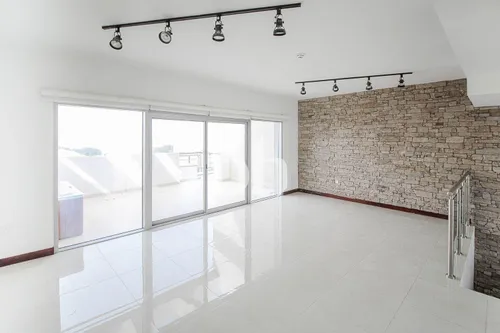 Investor Deal | Spacious Duplex | Motivated seller