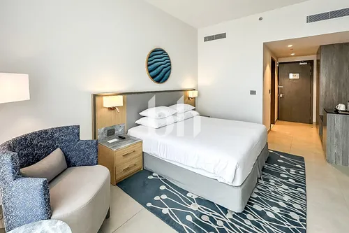 Motivated Seller | Boutique Room | Ready