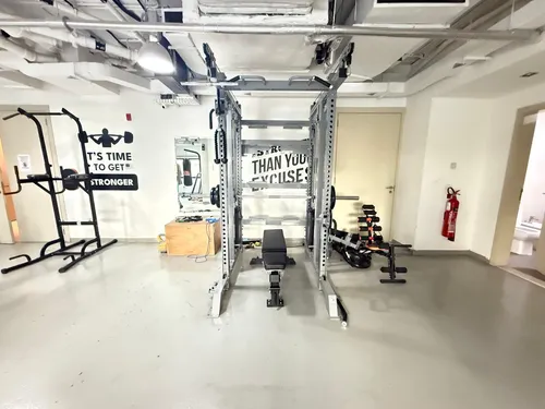 2 Bedrooms Apartment in Park Corner