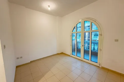 1 Bedroom Apartment in Summer 1