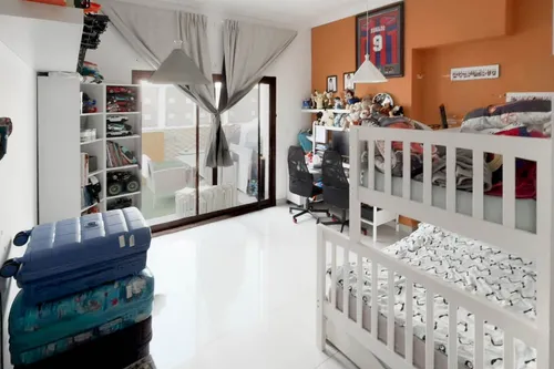 2 Bedrooms Apartment in G24