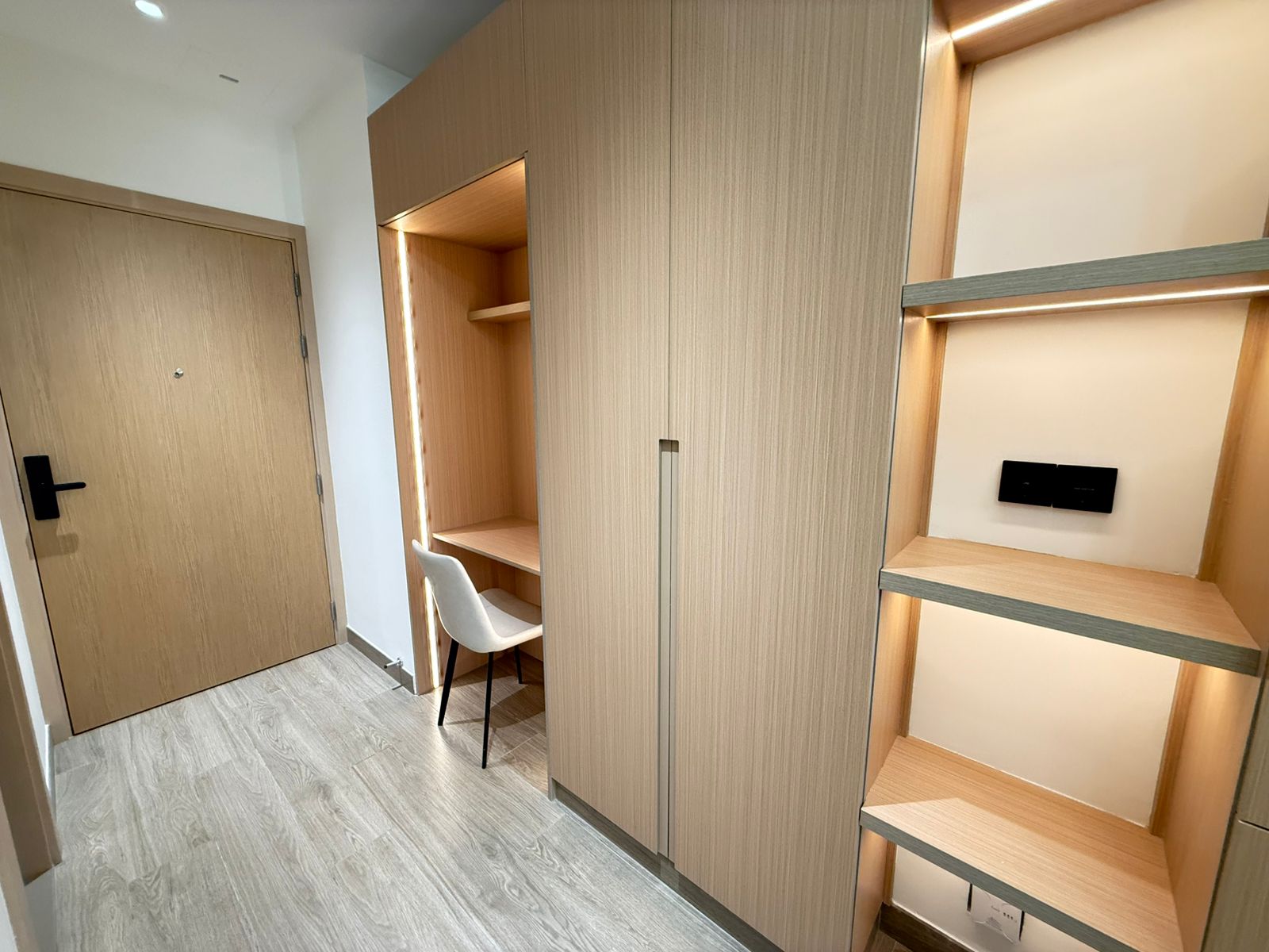  Apartment in AURA by Grovy