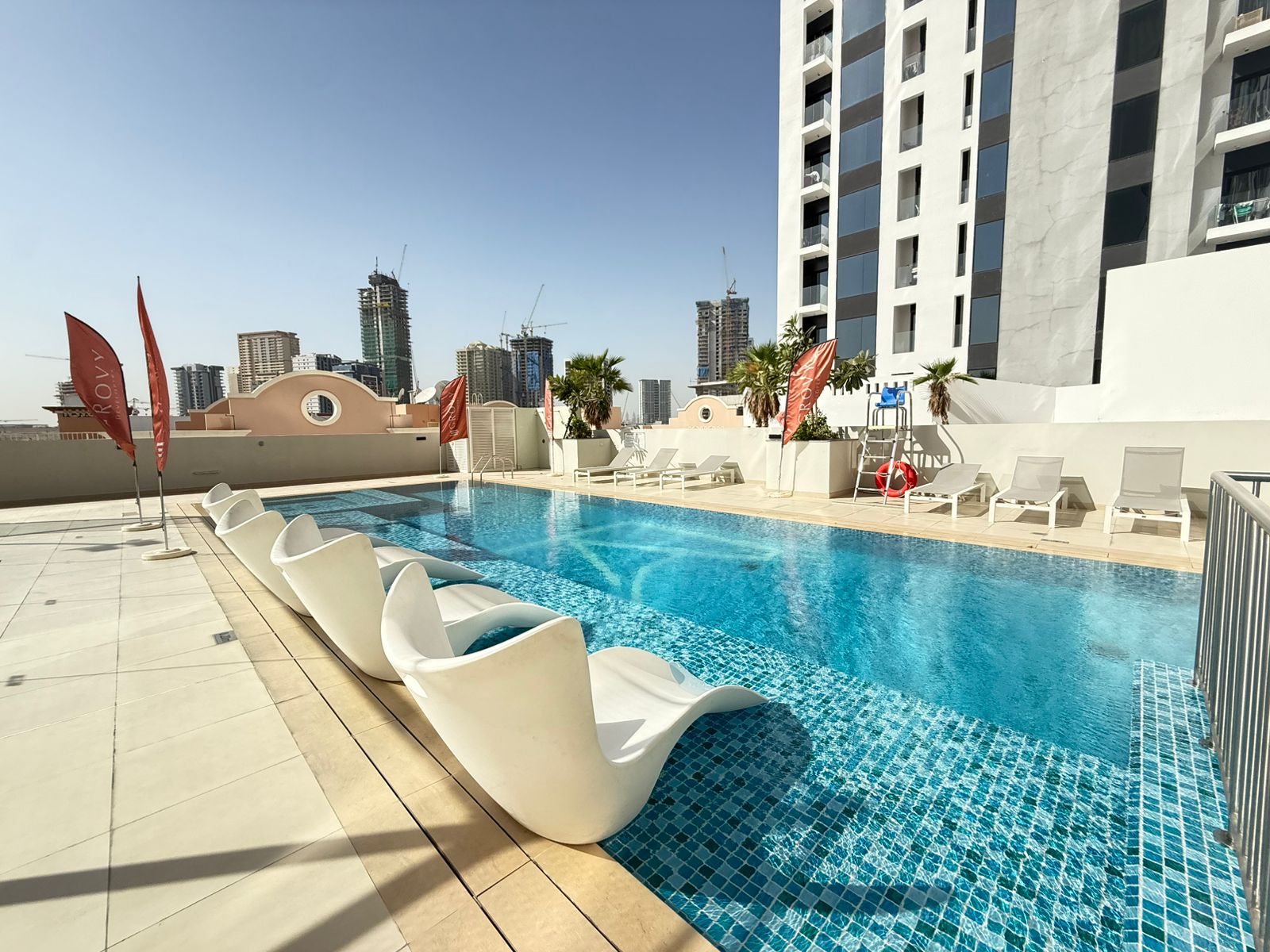  Apartment in AURA by Grovy