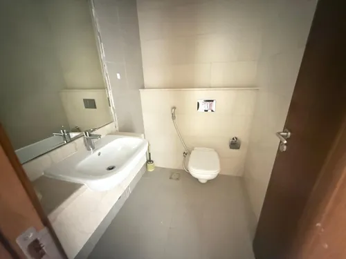 1 Bedroom Apartment in Reef Residence