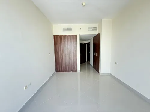 1 Bedroom Apartment in Reef Residence