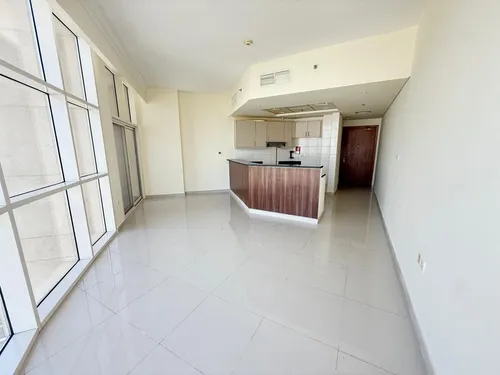 1 Bedroom Apartment in Reef Residence