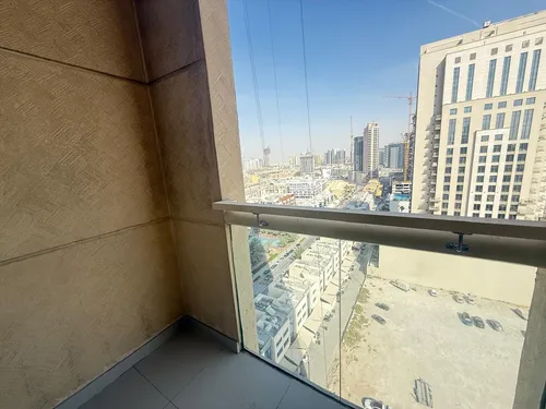 1 Bedroom Apartment in Reef Residence