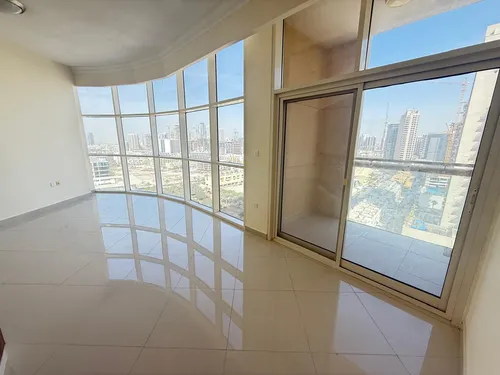 1 Bedroom Apartment in Reef Residence