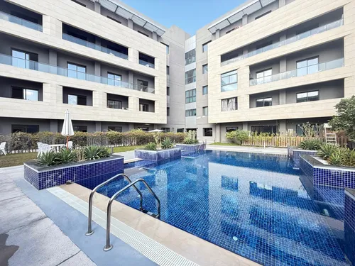 3 Bedrooms Apartment in Park Corner