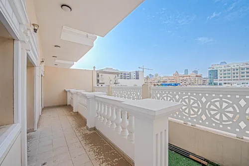 2 Bedrooms Apartment in ACES Chateau