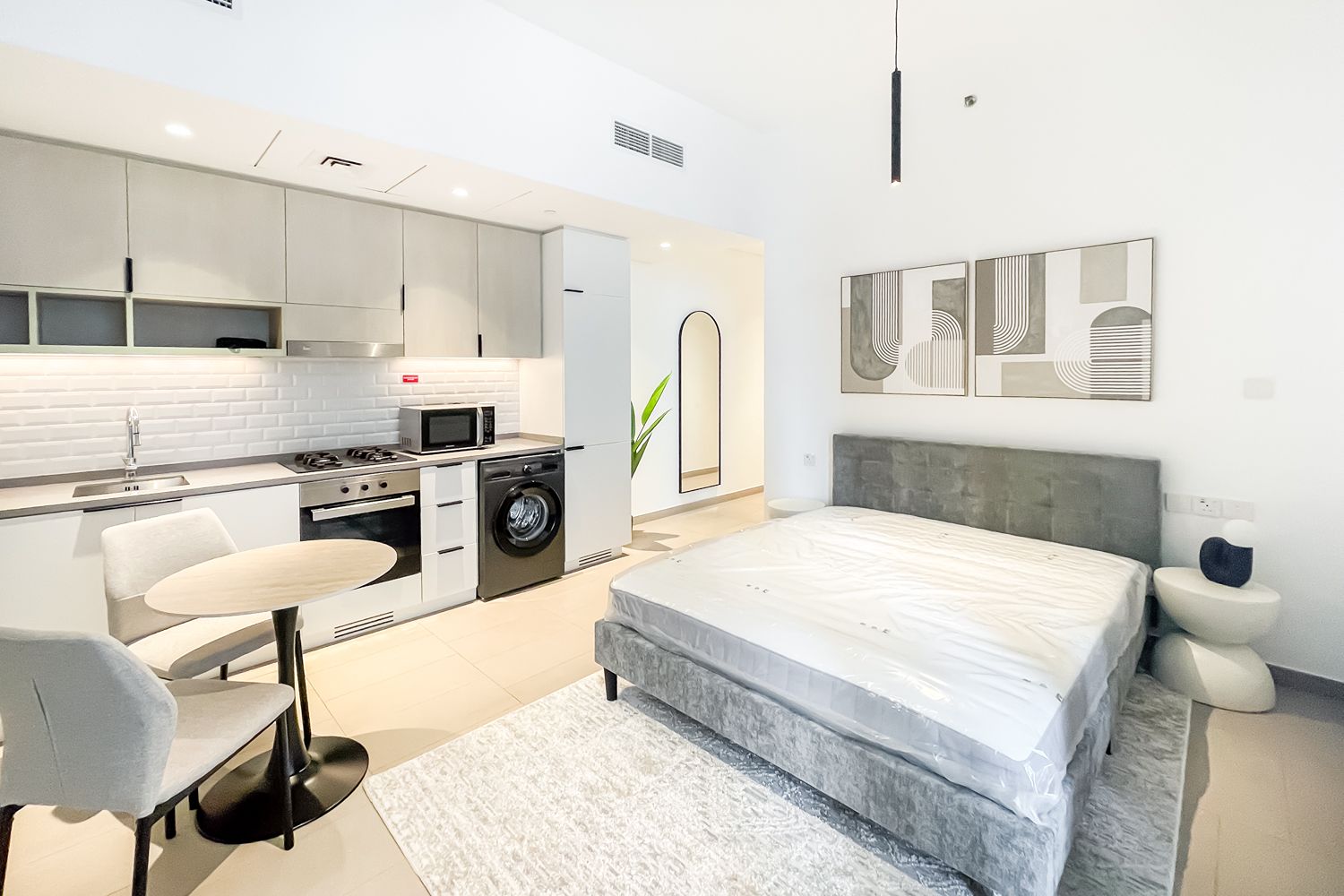 Studio Apartment in Belgravia Heights 1
