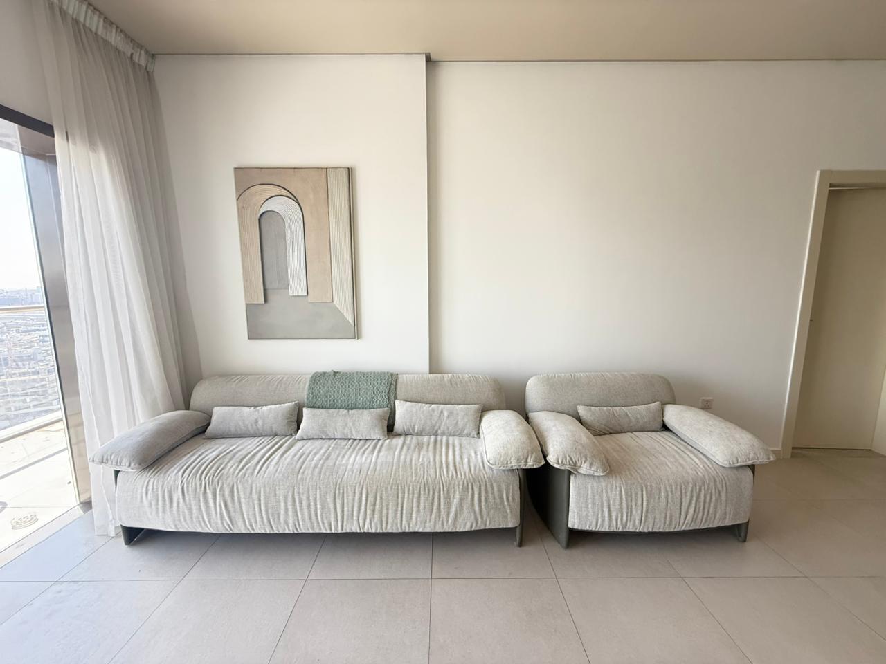 1 Bedroom Apartment in Park View Tower