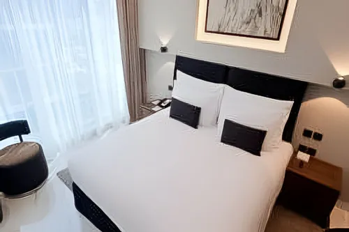  Apartment in Avalon Tower