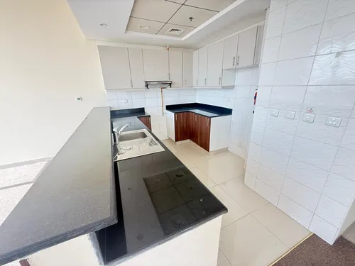 1 Bedroom Apartment in Reef Residence
