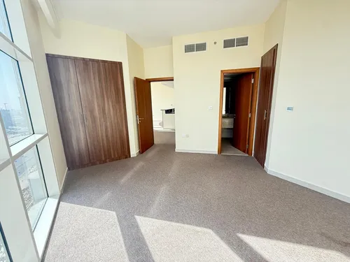 1 Bedroom Apartment in Reef Residence