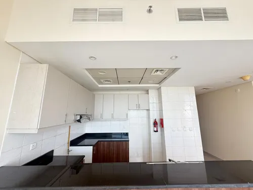 1 Bedroom Apartment in Reef Residence