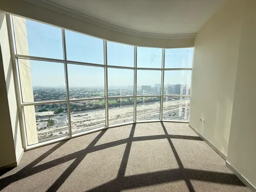 1 Bedroom Apartment in Reef Residence