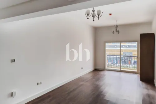 Semi- Upgraded | Spacious Layout | Vacant