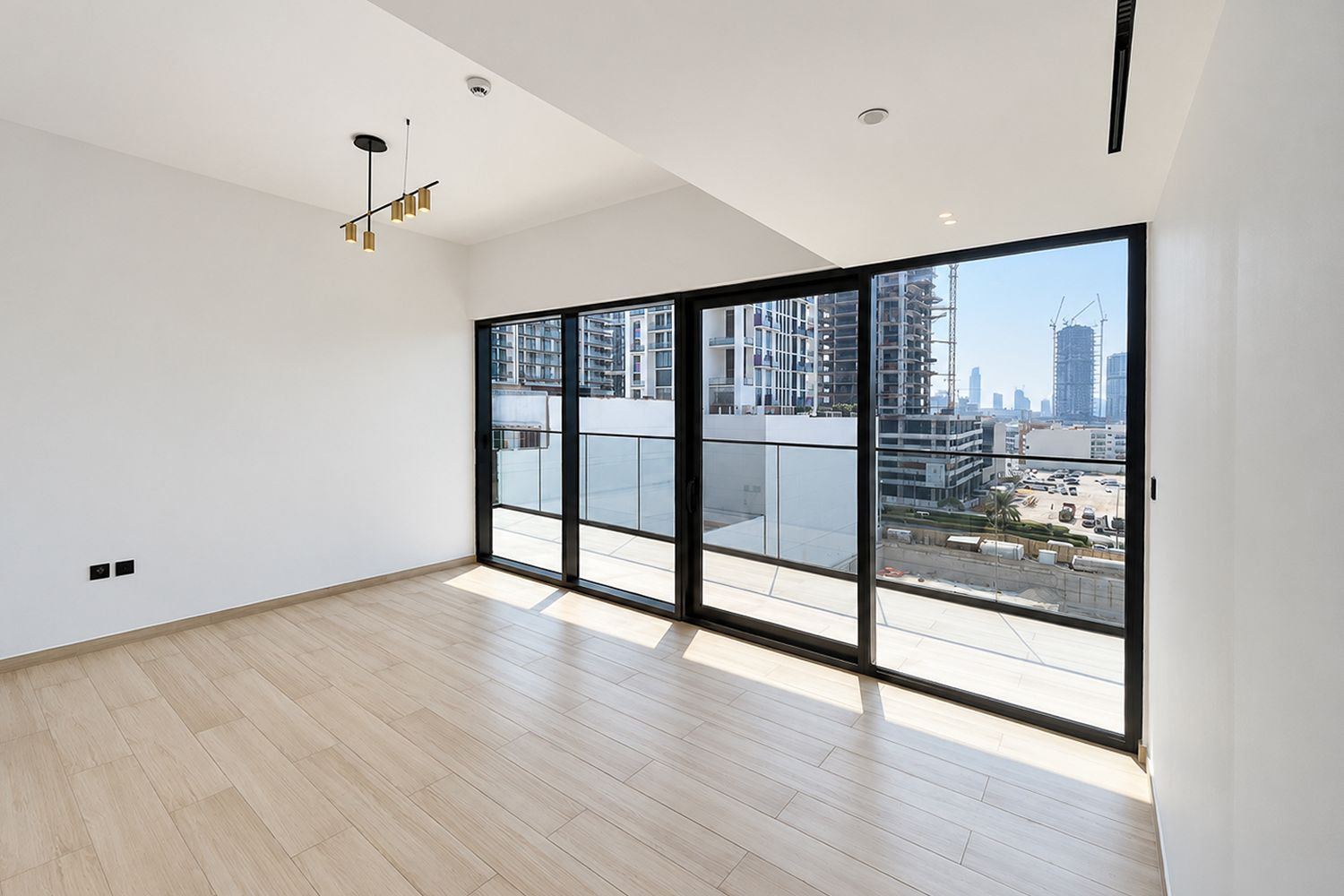1 Bedroom Apartment in Binghatti Corner