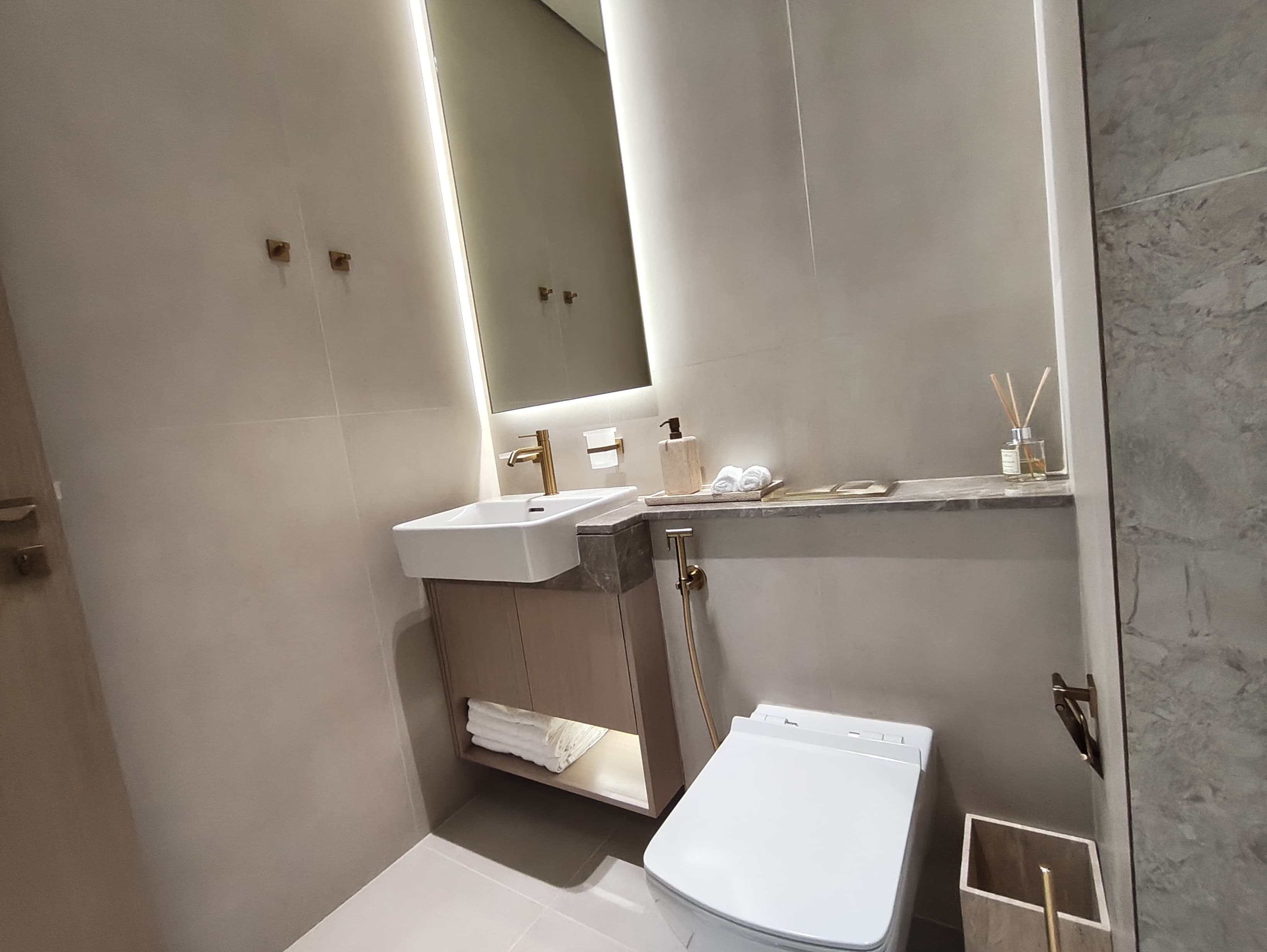 1 Bedroom Apartment in Binghatti Royale