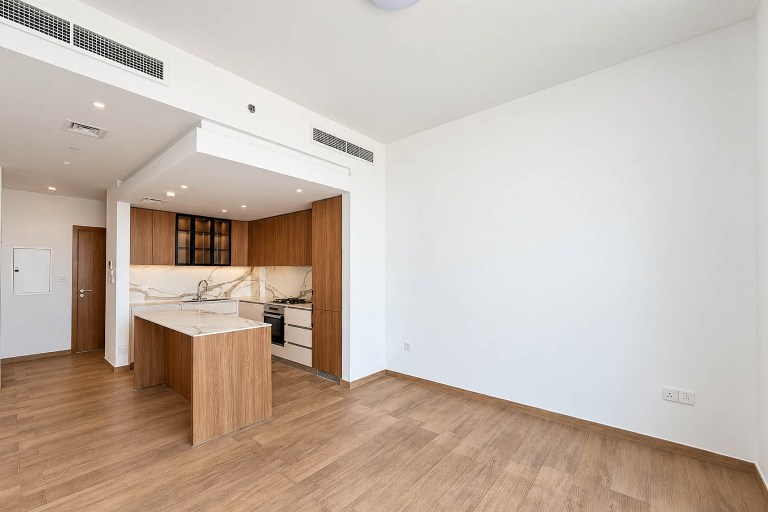 2 Bedroom Apartment in Hamilton House