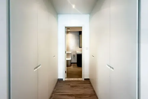 2 Bedrooms Apartment in Belgravia Square A