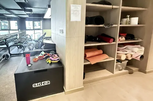 2 Bedrooms Apartment in Belgravia Square A