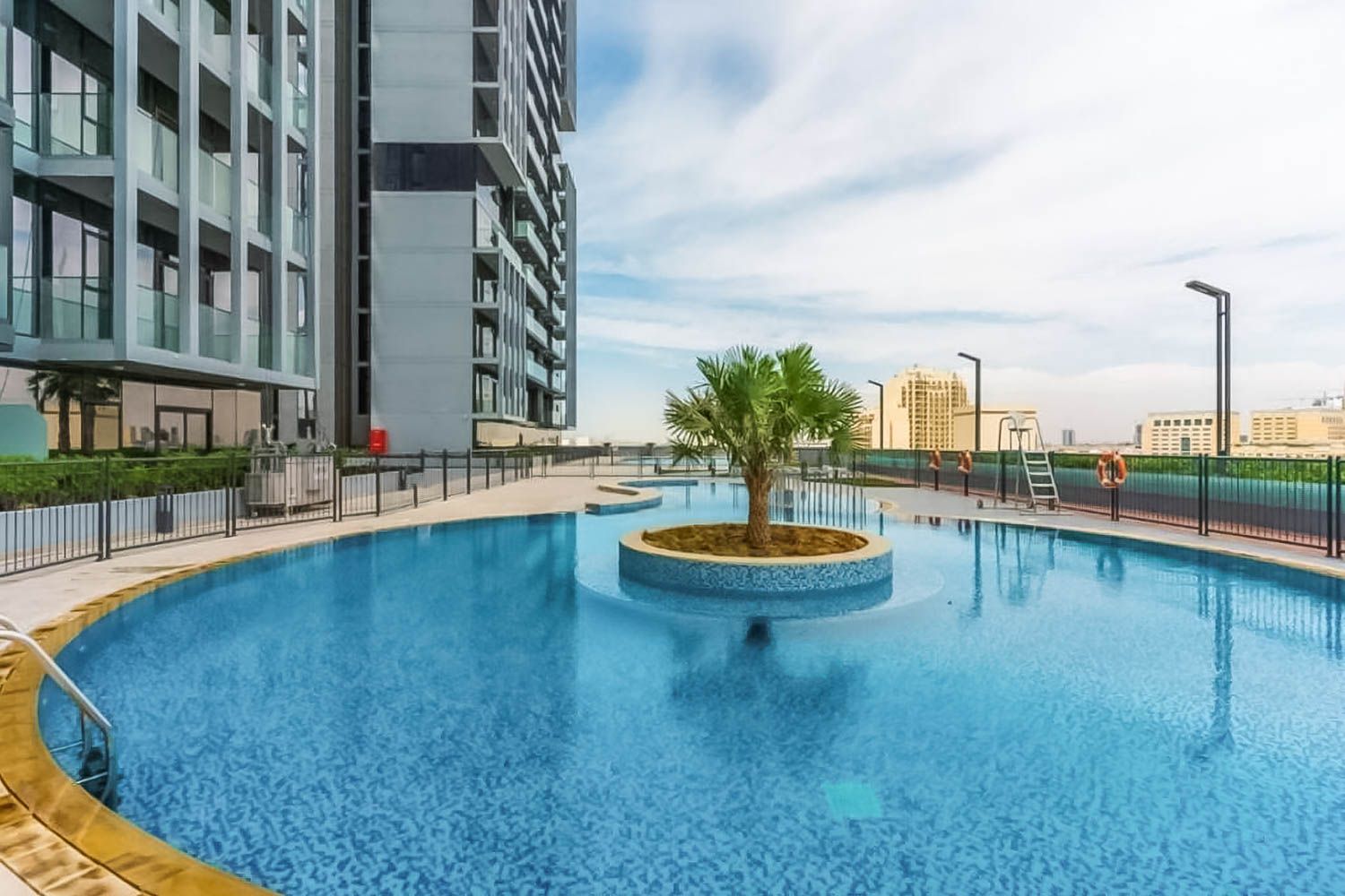  Apartment in Bloom Towers B