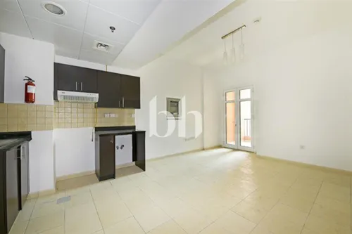 Unfurnished | Prime Location | Chiller Free