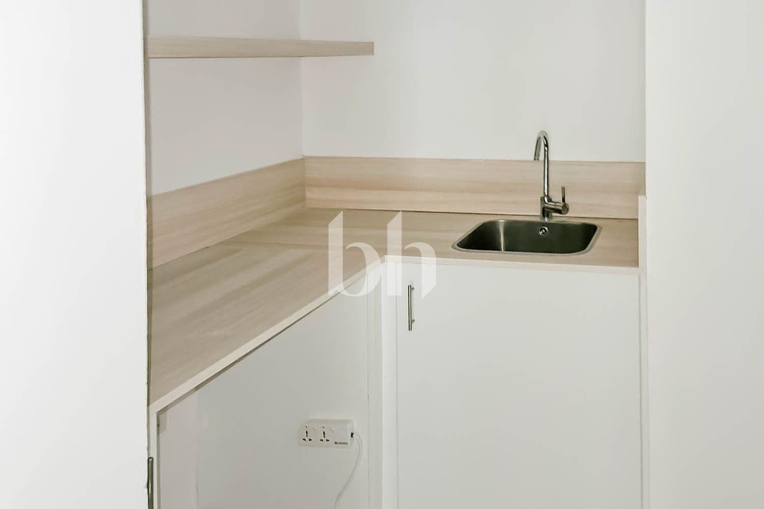 2 Bedrooms Apartment in Belgravia 1