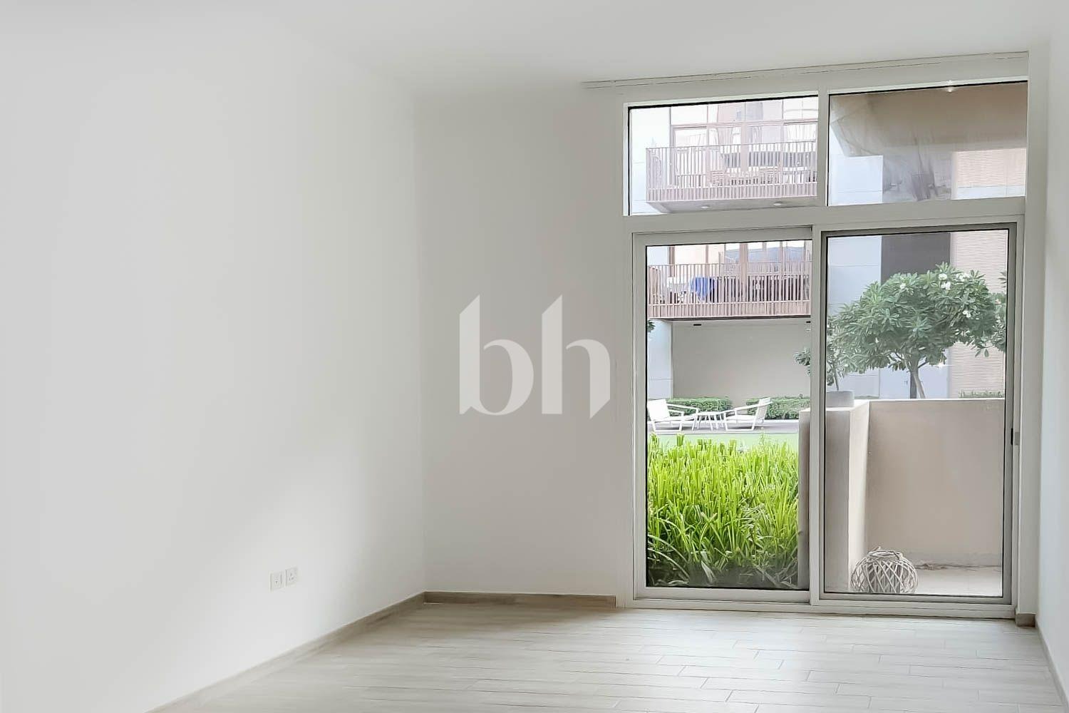 2 Bedrooms Apartment in Belgravia 1