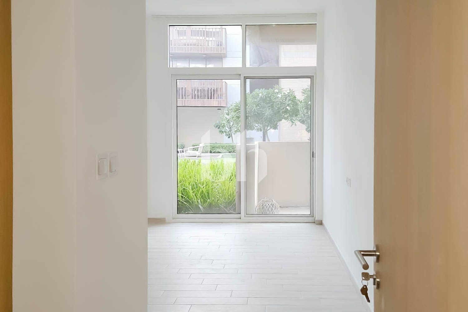 2 Bedrooms Apartment in Belgravia 1