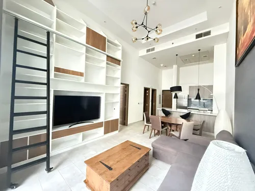 Spacious | Fully Furnished | High Ceilings |