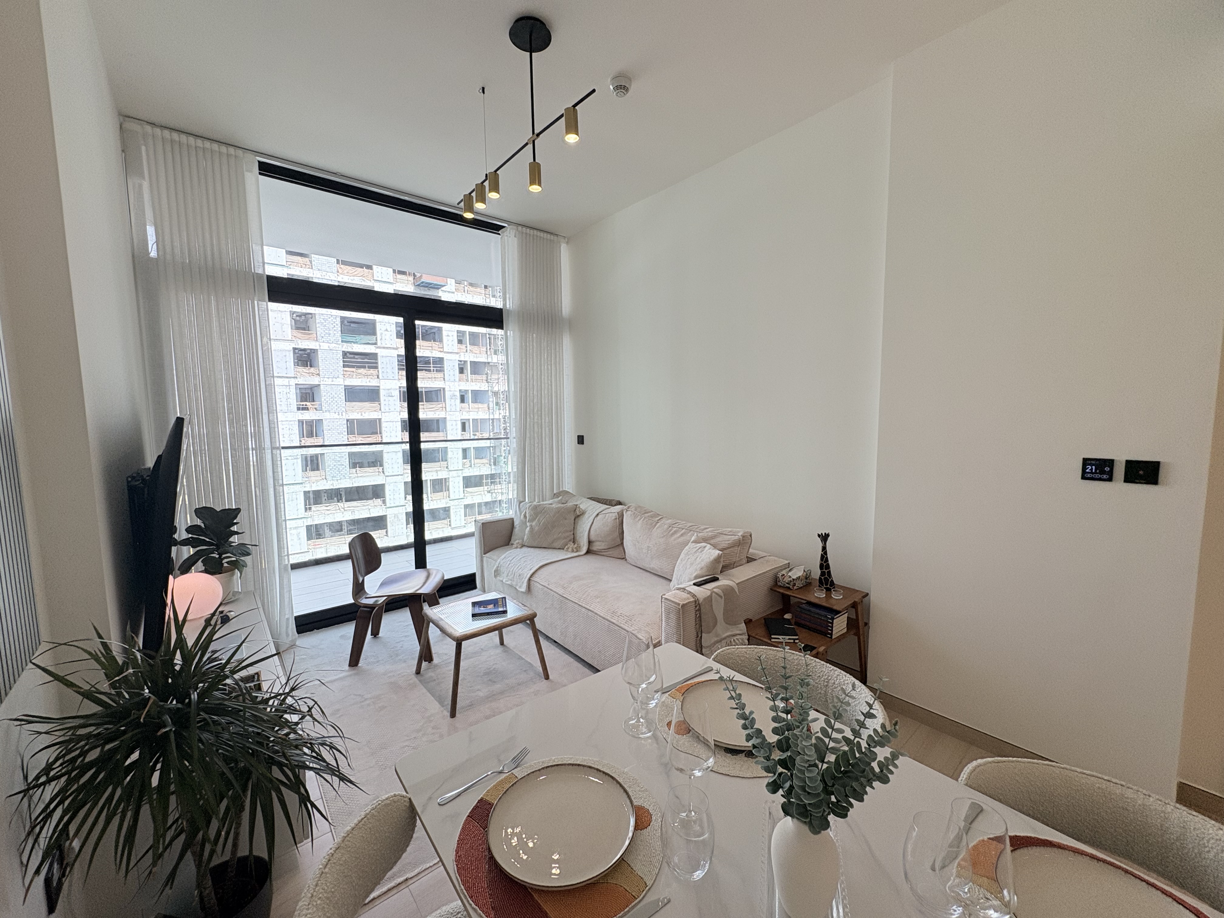 1 Bedroom Apartment in Binghatti Emerald