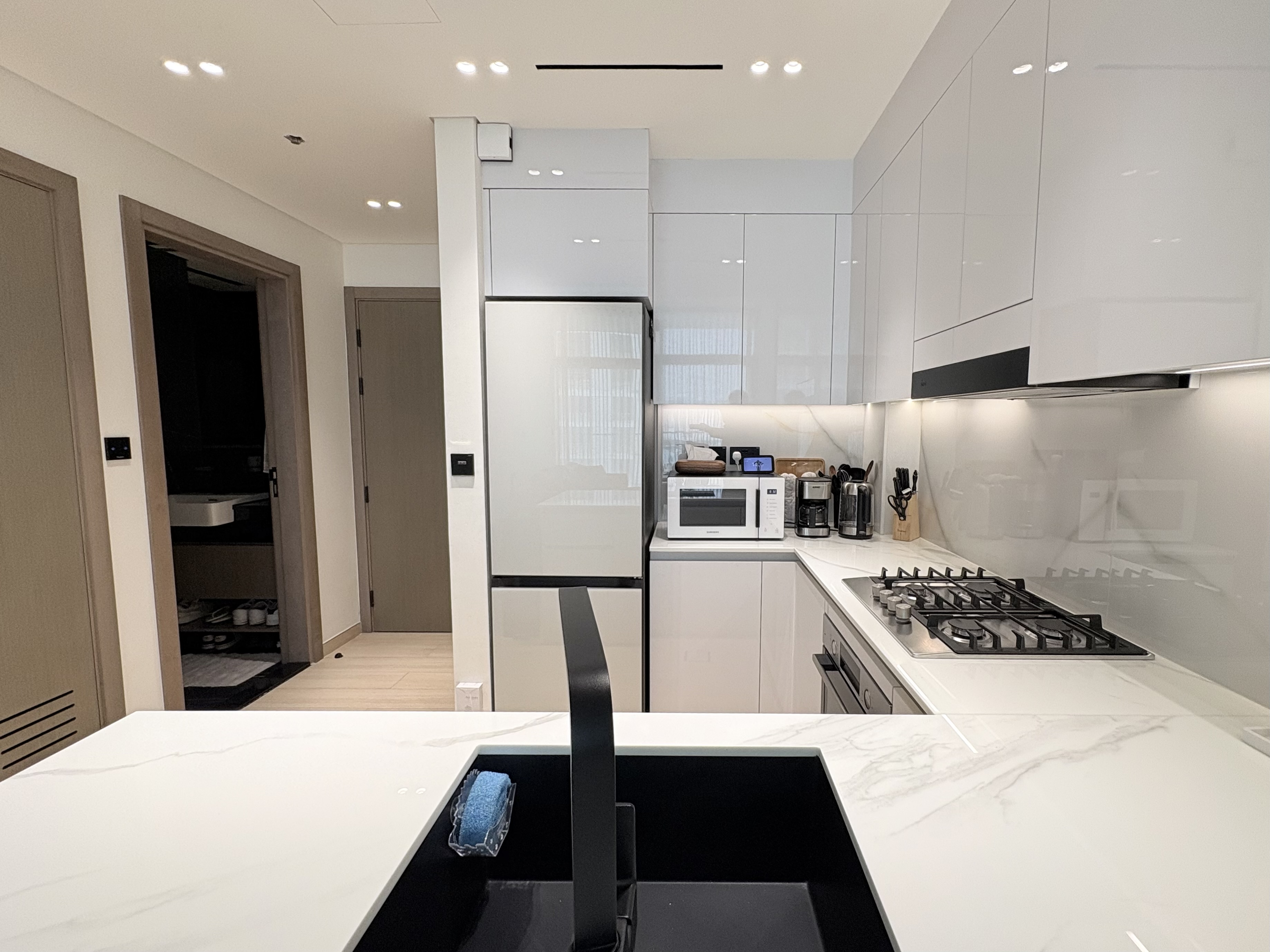 1 Bedroom Apartment in Binghatti Emerald