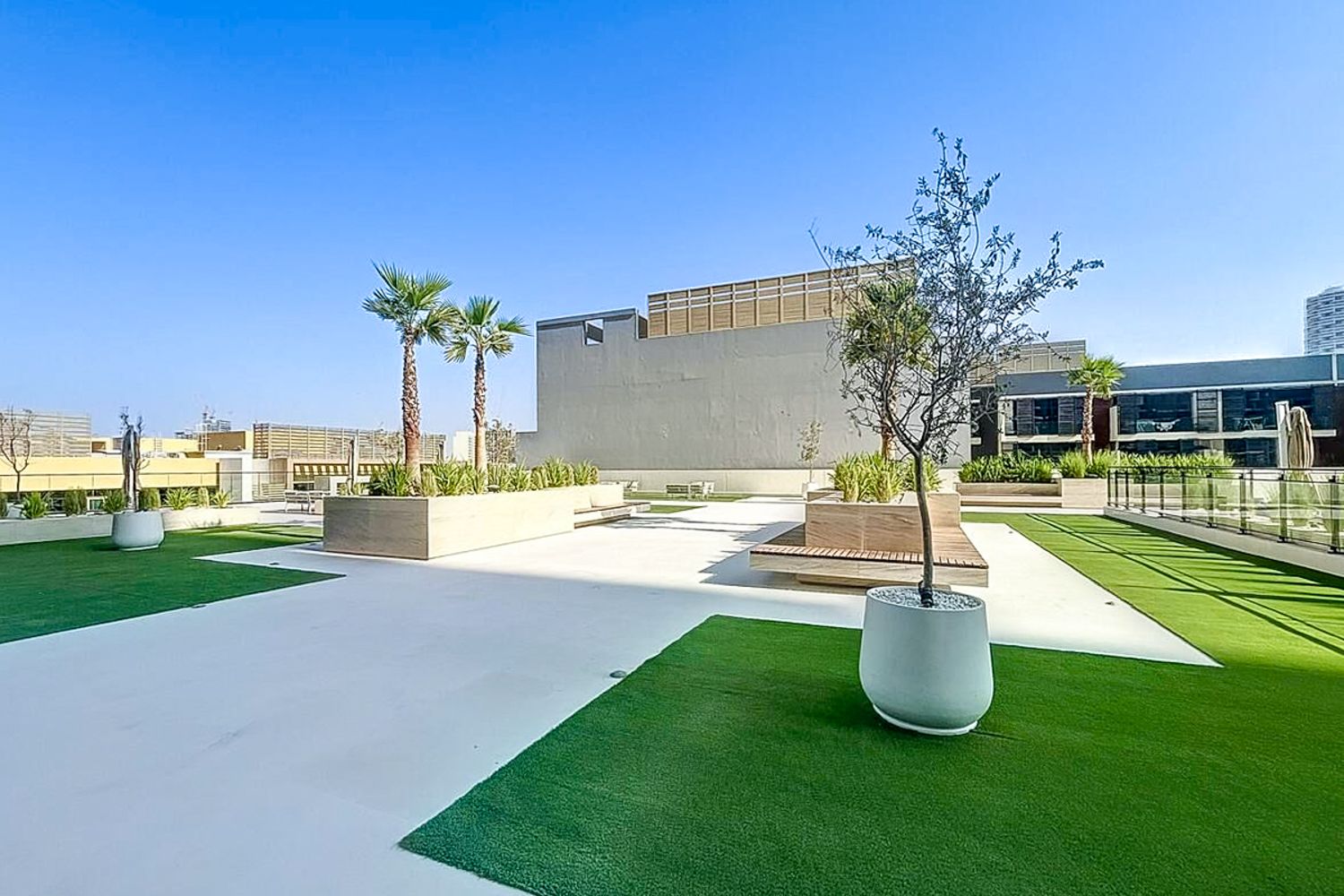 1 Bedroom Apartment in Binghatti Corner