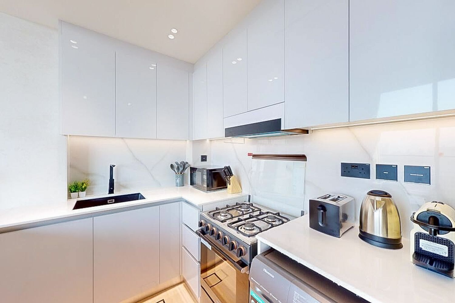 1 Bedroom Apartment in Binghatti Corner