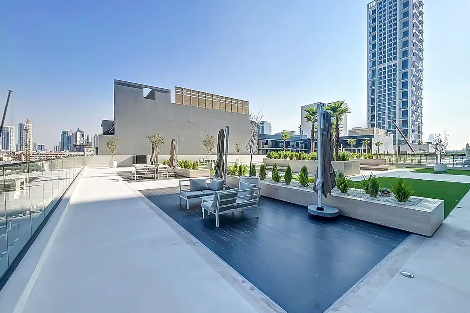 1 Bedroom Apartment in Binghatti Corner