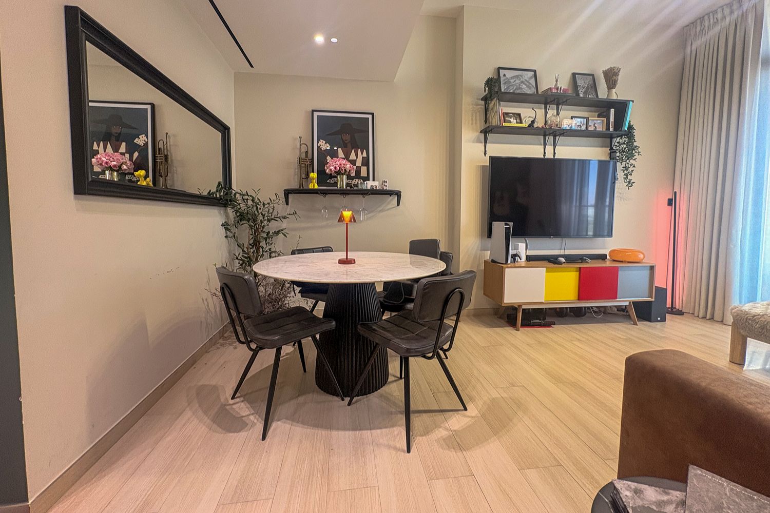 2 Bedrooms Apartment in Binghatti LUNA