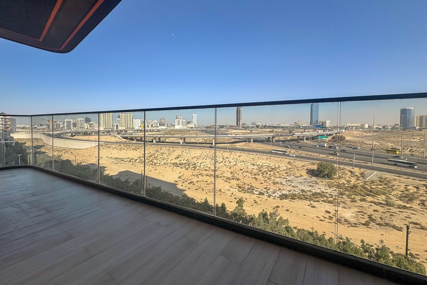 2 Bedrooms Apartment in Binghatti LUNA