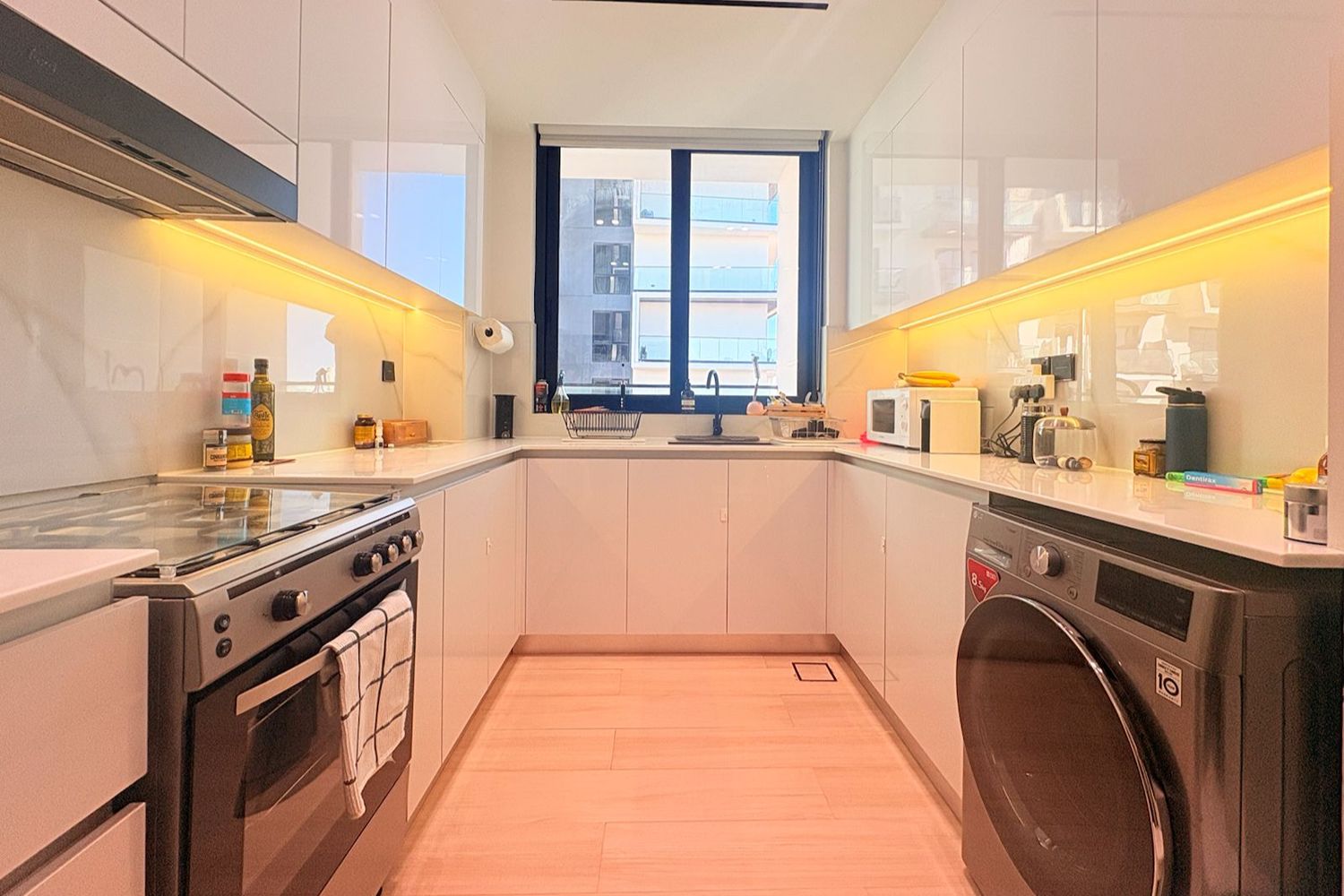 2 Bedrooms Apartment in Binghatti LUNA